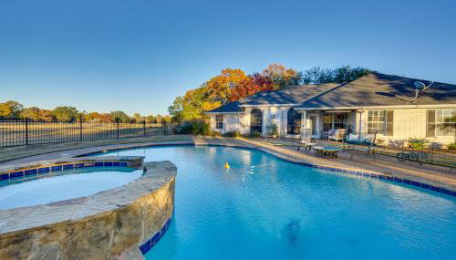 The Crown Goose - Bullard Home with Pool and Spa! - Foto 2