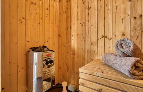 Awesome Home In Naselje Muzini - Foto 51