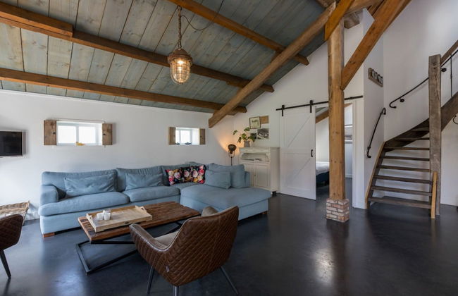 Family House With an Ideal Location, Private Terrace, Garden and Sauna - Foto 49