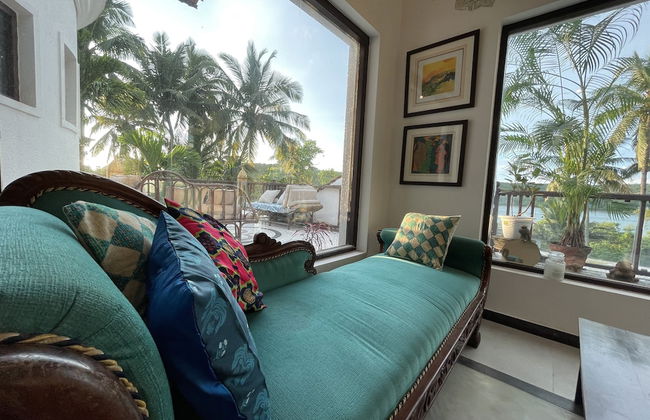 Casa Riverside- 5BHK Luxuty Pool Villa - Photo 2