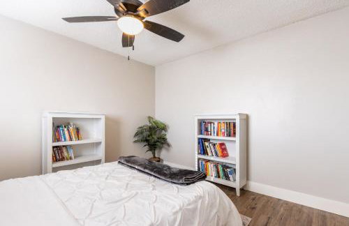 Spacious 4BR Retreat near Disneyland & Beaches - Foto 22