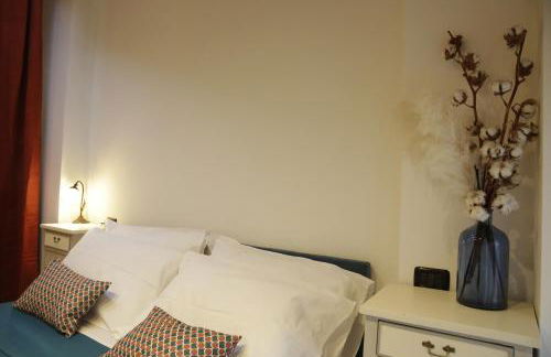 Midnight blues for 3 people near the airport - Foto 26