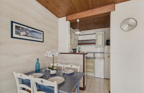 Appartement pour 4 - Terrasse - 100m du Port - Foto 4