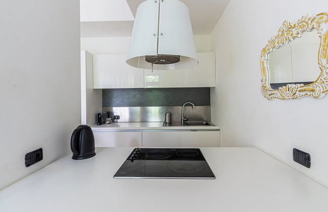 Casa Watt Stylish Apartment With Balcony - Photo 9