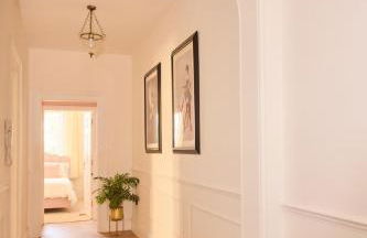 The Corner by the Castle - Photo 22