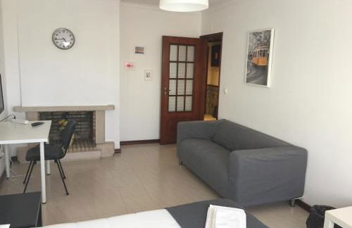 APARTAMENTO LISBOA - REBOLEIRA - Foto 13