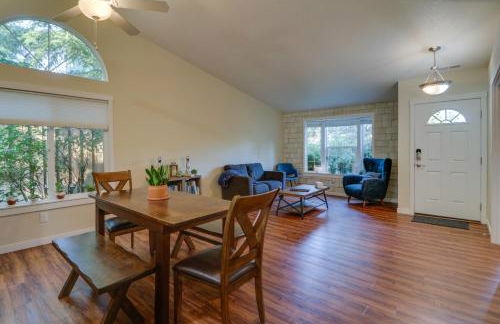 Beautiful Pet-Friendly Washougal Home with Fire Pit! - Foto 5