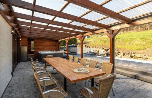 Nature Retreat Pool, Hot Tub, Sauna, Hiking-Caves - Photo 9