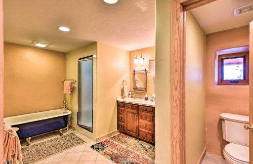 Luxe Twin Lakes House with Mountain and Lake Views! - Foto 21