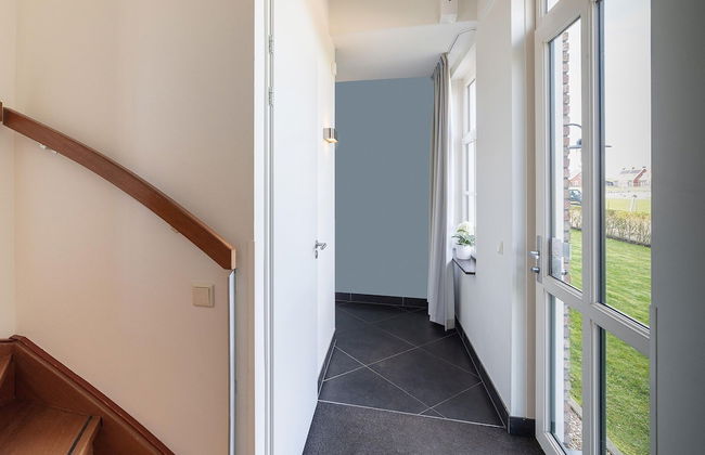 Holiday Home With Whirlpool and Sauna in a Quiet Area in Zeeland - Foto 2