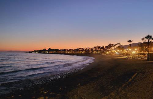 Marbella Holiday & Golf Garden Apartment - Photo 33