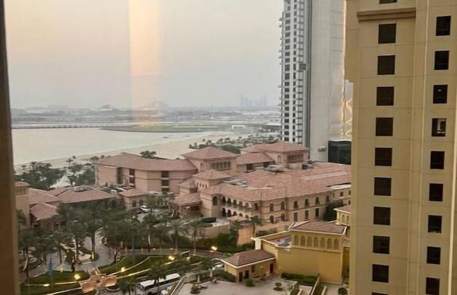 Robin Beach Hostel JBR - Photo 13