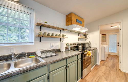 Lakefront Mount Vernon Home with Private Dock! - Foto 9