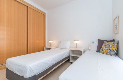 Casa Nobre 2BDR - 4 mins walk Train Station - Pool - Patio - Quiet - Foto 13