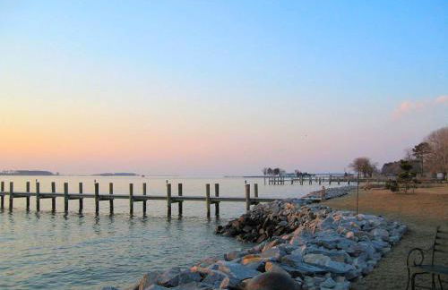 Waterfront Studio Overlooking the Chesapeake Bay for a Romantic Getaway on Maryland's Eastern Shore - Foto 26