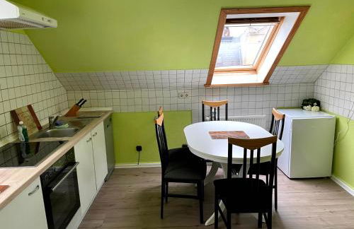Modernes Apartment mit 2 Schlafzimmern und Privatparkplatz nahe Innenstadt - Foto 4