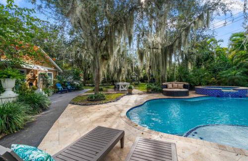 Tropical Oasis Located Near Lake With Pool and Hot Tub - Foto 38