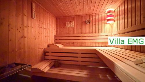 Ferienhaus Villa EMG Saerbeck nah Münster Riesenbeck Osnabrück mit Pool, Sauna, Garten für Familien Gruppen bis 23 Personen - Foto 4