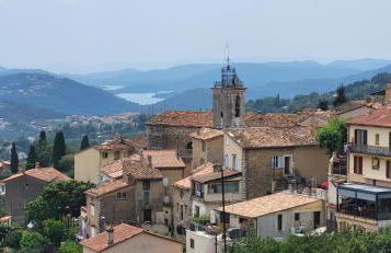 "La Colombe sous les Oliviers" Gîte jusqu'à 4 personnes - 75m2 - Sur Boooking - Rez de jardin Piscine Vue mer et lac - Foto 51