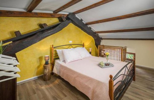 Cozy Home In Peresiji - Foto 33