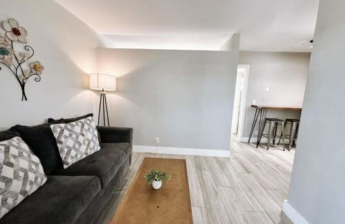 Rustic Retreats Cozy 1BR for 4 guests minutes from Las Olas - Foto 1