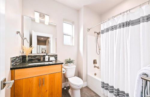 Gorgeous & Secluded 3BD 2BA Getaway by The Village at Meridian - Foto 28