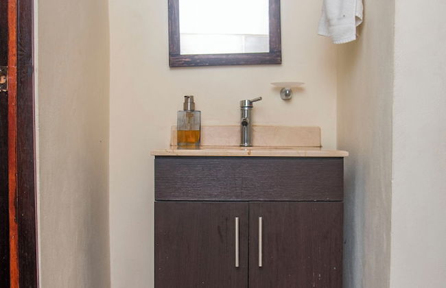 Aloj Entero 1km Juan Santamaría Airport - Foto 42