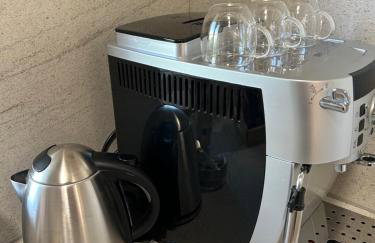 Daphne Luxe Retreat -Sea View-King size bed- - Foto 13