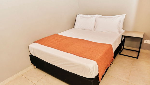 APARTAMENTO EN LAURELES ZONA ROSA - Foto 2, Habitación