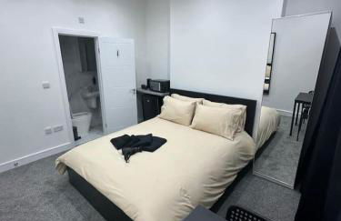 London Airports easy to reach - Foto 4