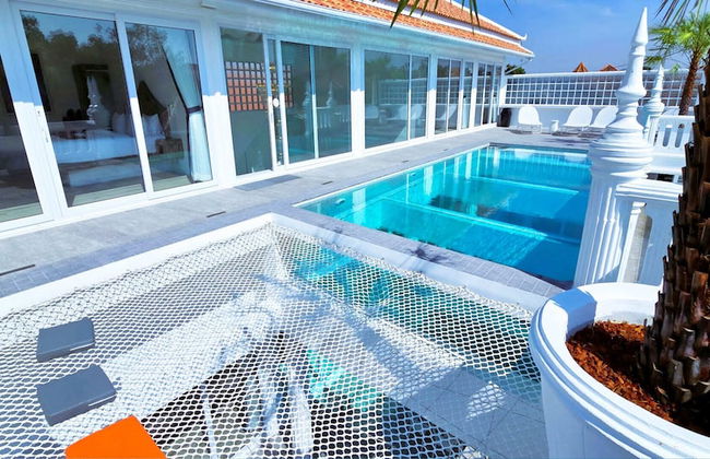 STARLAND Luxury Pool Villa Pattaya 8 Bedrooms - Foto 1