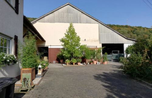 Zurück zur Natur - Urlaub im Zirkuswagen, Sommeratelier oder Schindelwagen - Foto 15