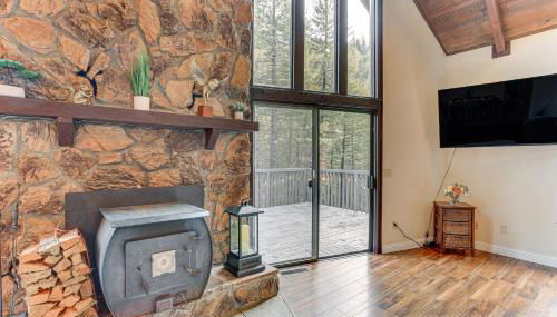 Private Cabin with Forest Views and Grill in Lakehead! - Foto 4