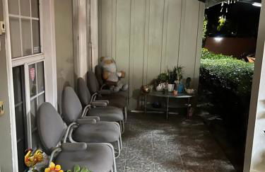 Vacation Rental w Pool &Garden 6 Guests near CSUN - Foto 8