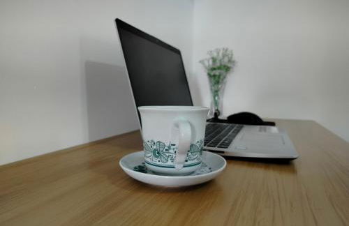 Apto 2 quartos com ar, piscina e varanda I 6 min praia Aruana - Foto 2