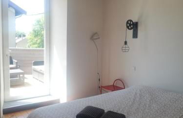 Gite La Coustourelle - Appartement T4 en coeur de village - Foto 8