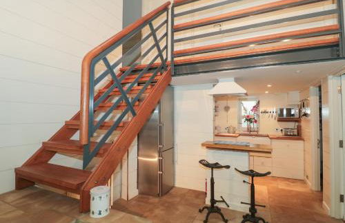 Pips Hideaway - Photo 12