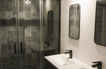 the writer's neighbor I - Foto 27