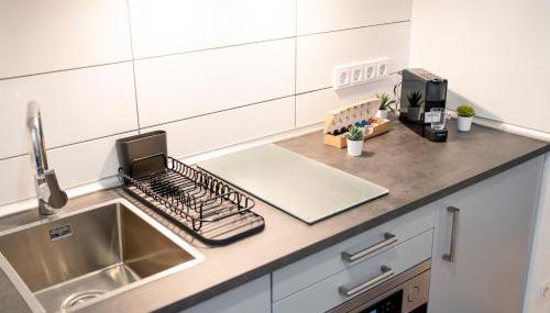 Premium Studio - 1 Min to HBF - Foto 5, stove, dishwasher, pet friendly, minibar