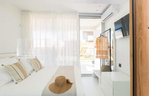 La Casa di Mare, Luxury Beach Front Villa with Private Pool, Whirlpools & Sauna, By ThinkVilla - Foto 37