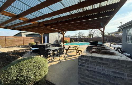 GUEST RANCH HOUSE w POOL access near NATL PARKS - Foto 19