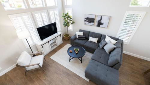 Gilbert Douglas - Photo 5