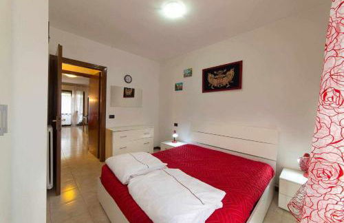 Residence MokyD13-piscina, WiFi, giardino,garage - Foto 15