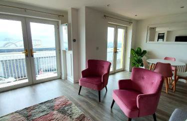 In the heart of Portrush - Balcony with Sea Views - Foto 19