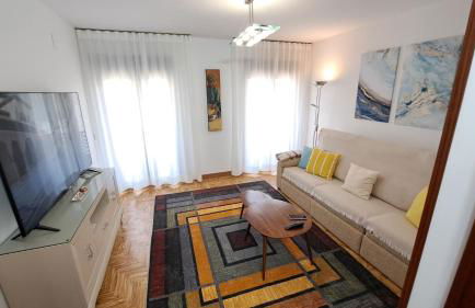 Granada Home Center - Photo 4