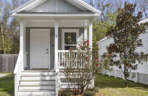 Best Cottage in Ocean Springs- GOLF CART INCLUDED!!! - Photo 7