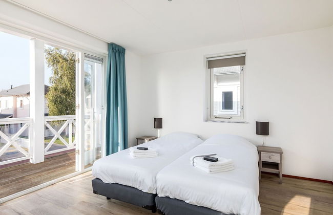 Villa by the Harbour With Sauna - Photo 2