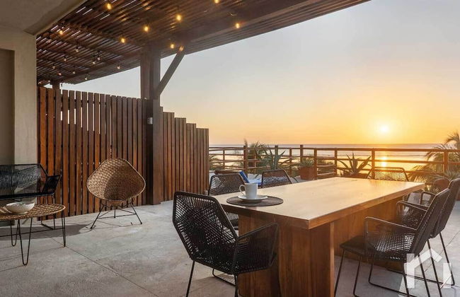 Three Bedroom Condo Steps From the Beach - Photo 21