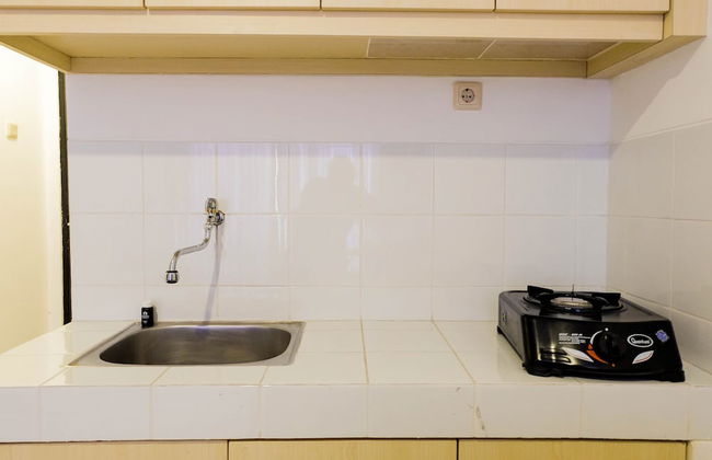 Affordable 2BR at Sentra Timur Apartment - Photo 10