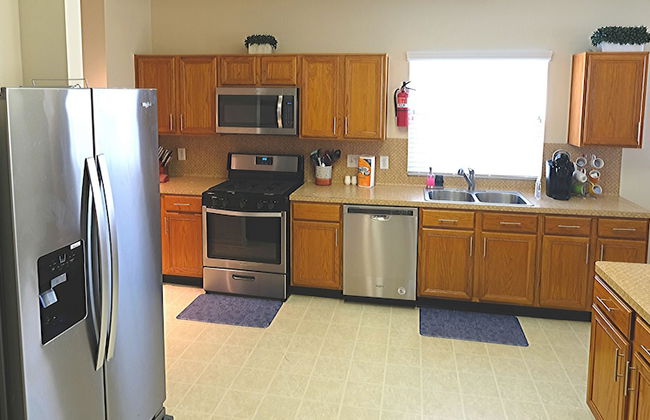 4Bdrm 2.5Bath 10Beds - Sugarland Fresno - Foto 8